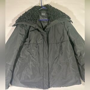 SIMPLY VERA VERA WANG WOMEN BLACK PUFFER STYLE COAT W/FAUX FUR COLLAR WINTER LG